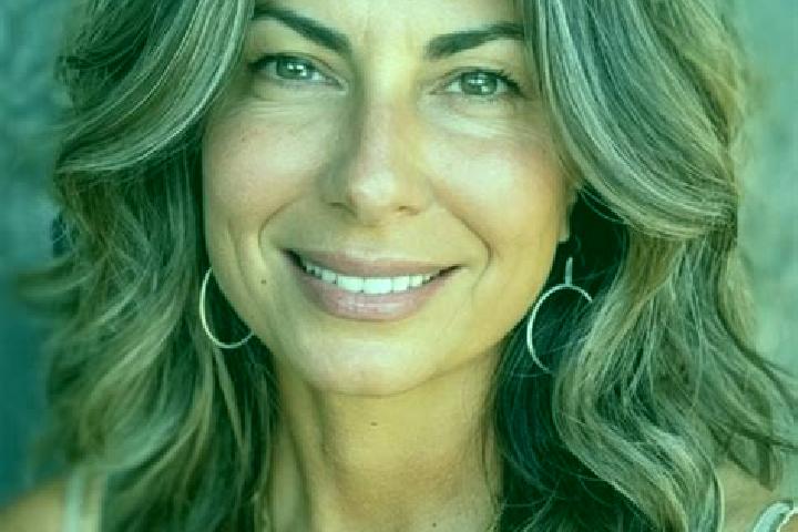 Emma, 34, a brunette grey-eyed ebony companion based in Gunningen. Offering Striptease, Duos, Tantra, Prostate Massage. Available for incall and outcall, day...