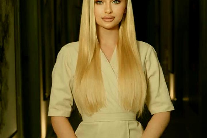 Emma, 34, a red blue-eyed slavic companion based in Palluau-sur-Indre. Offering CIM, Tantra, Erotic Massage. Available for incall and outcall, day and evenin...