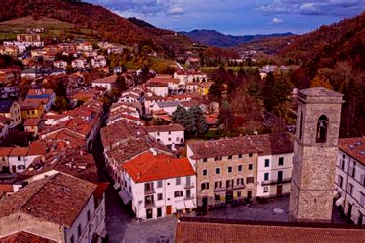Emma, 34 — Escort in Bagno di Romagna, Italy