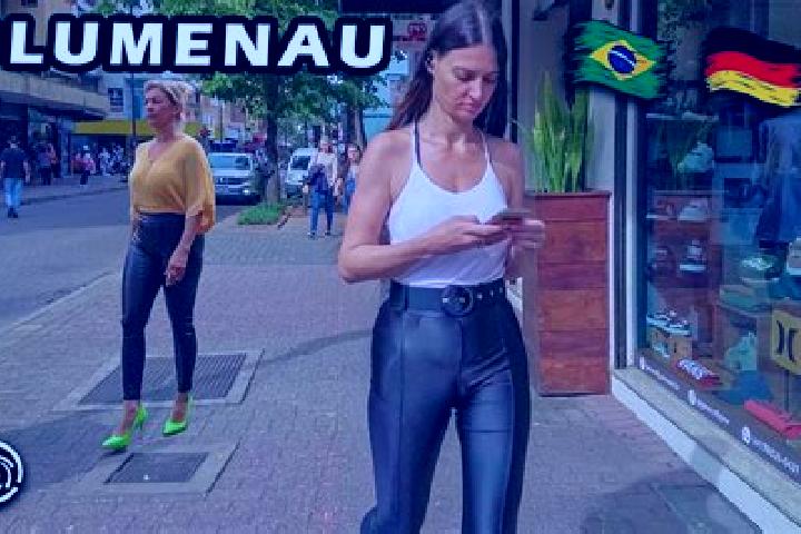 Emma, 34 — Escort in Blumenau, Brazil