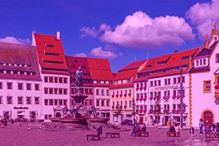 Emma, 34 — Escort in Freiberg, Germany