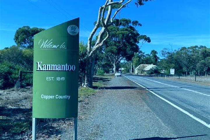 Emma, 34 — Escort in Kanmantoo, Australia