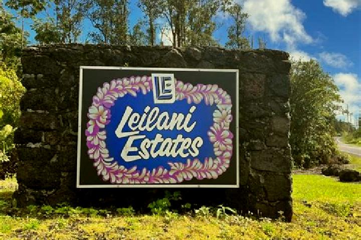 Emma, 34 — Escort in Leilani Estates, United States