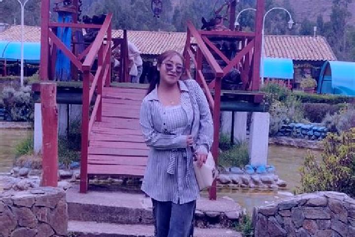 Emma, 34 — Escort in Lircay, Peru