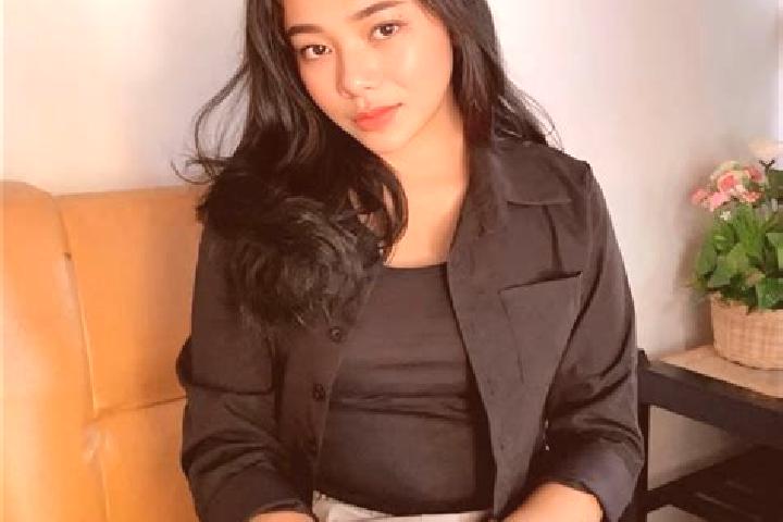 Emma, 34 — Escort in Loakulu, Indonesia