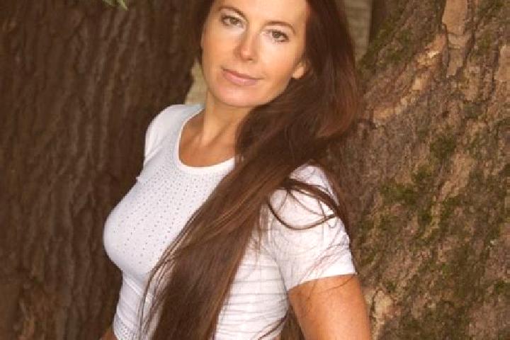 Emma, 34 — Escort in Neftekamsk, Russia