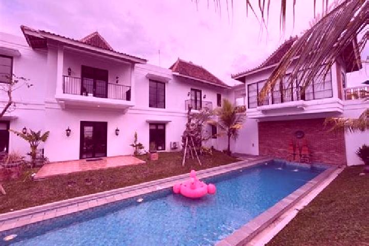Emma, 34 — Escort in Ngemplak, Indonesia