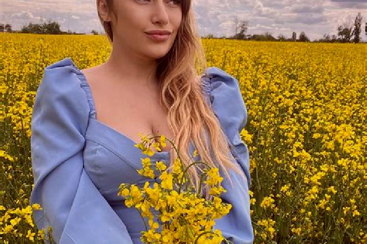 Emma, 34 — Escort in Piskivka, Ukraine