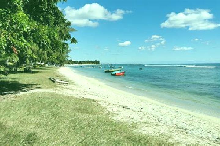 Emma, 34 — Escort in Pointe aux Piments, Mauritius