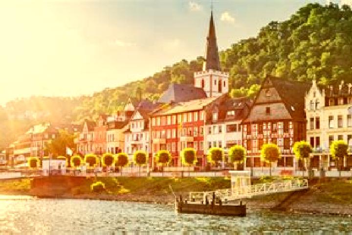 Emma, 34 — Escort in Sankt Goarshausen, Germany