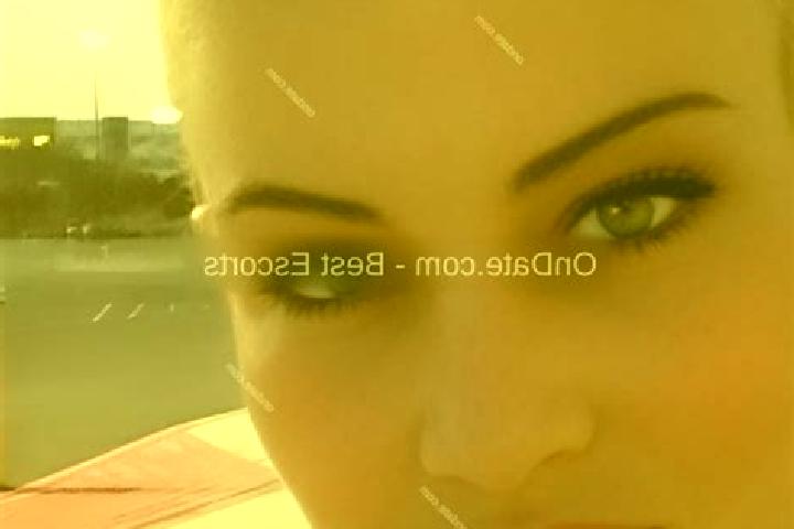 Emma, 34 — Escort in Smith, United States