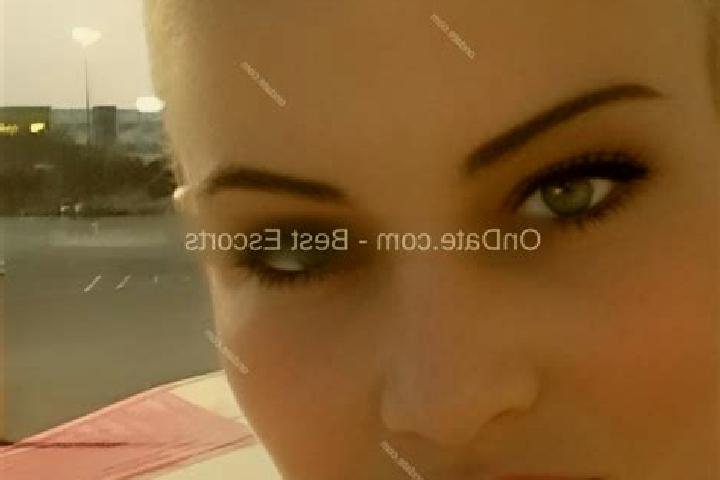 Emma, 34 — Escort in Stottwang, Germany