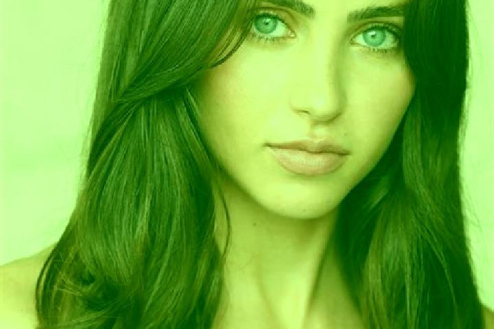 Emma, 35, a auburn brown-eyed middle eastern companion based in Calverton. Offering BDSM, CIM, OWO, Party Girl, Fetish. Available for incall and outcall, day...