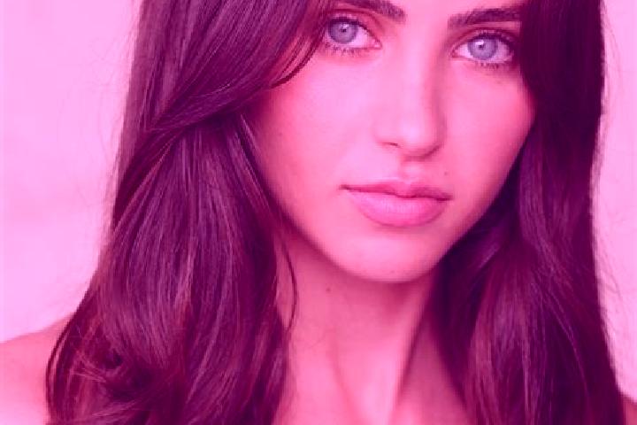 Emma, 35, a brunette blue-eyed latina companion based in Banki. Offering Tantra, Striptease, Deep French Kissing. Available for incall and outcall, overnight...
