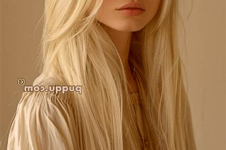 Emma, 35, a platinum blonde brown-eyed slavic companion based in Tosontsengel. Offering Tantra, CIM, Roleplay, Overnight, Dinner Date. Available for incall a...