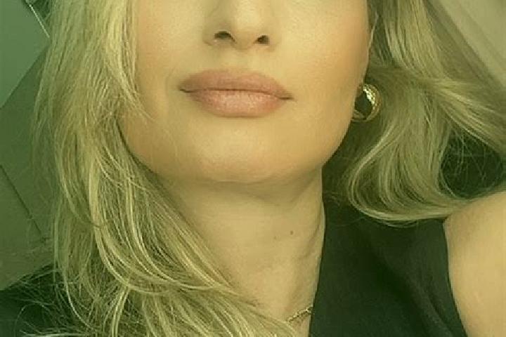 Emma, 35 — Escort in Agneaux, France
