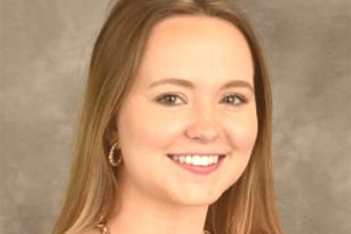 Emma, 35 — Escort in Boger City, United States