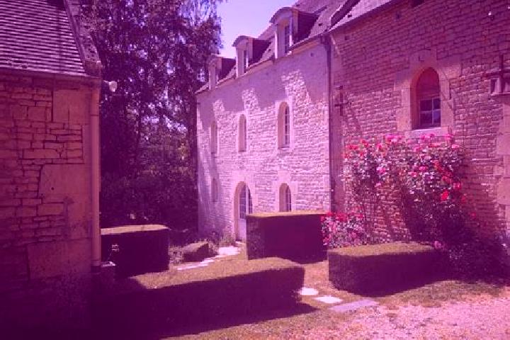 Emma, 35 — Escort in Bretteville-sur-Odon, France