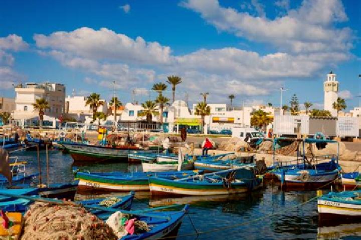 Emma, 35 — Escort in Medenine, Tunisia
