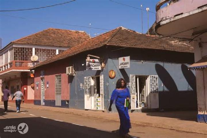 Emma, 35 — Escort in Quelele, Guinea-Bissau