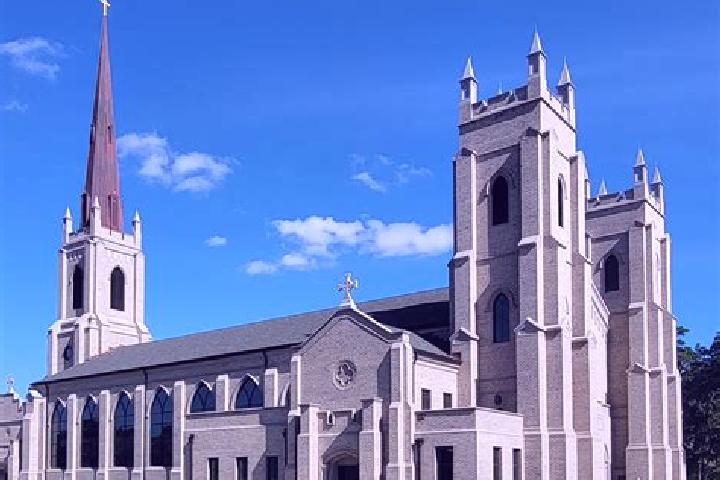 Emma, 35 — Escort in Shaker Church, United States
