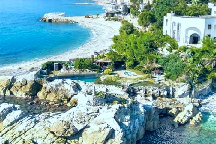 Emma, 35 — Escort in Varazze, Italy