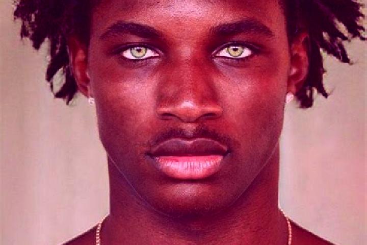 Emma, 36, a black green-eyed asian companion based in Vezin. Offering 69, Massage, A-Level. Available for incall and outcall, day and evening dates.