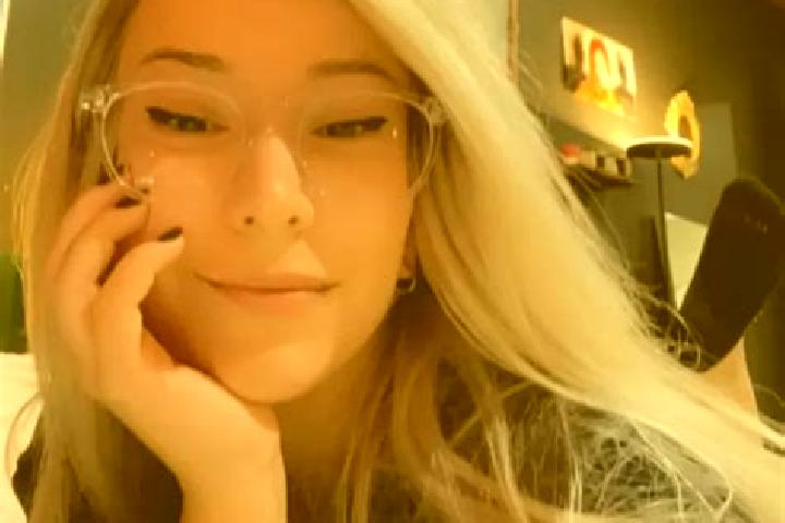 Emma, 36, a blonde dark-eyed indian companion based in Vernioz. Offering GFE, OWO, CIM. Available for incall and outcall, overnight bookings available.