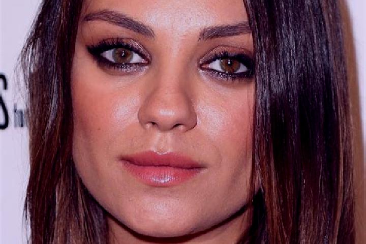 Emma, 36, a brunette hazel-eyed indian companion based in Tres Cruces. Offering Couples, Massage, CIM, GFE. Available for incall and outcall, overnight booki...
