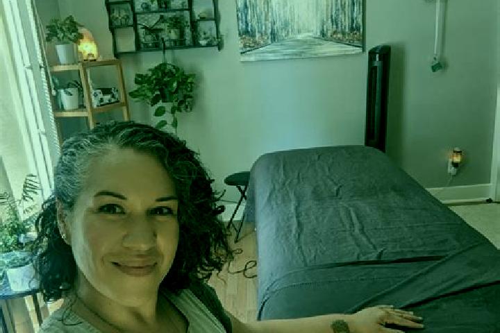 Emma, 36, a chestnut amber-eyed ebony companion based in Kursk. Offering Prostate Massage, Tantra, Erotic Massage. Available for incall and outcall, day and ...