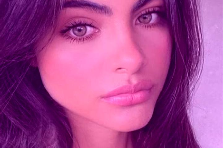 Emma, 36, a chestnut hazel-eyed latina companion based in Pepa. Offering Striptease, Girlfriend Experience, Massage. Available for incall and outcall, day an...