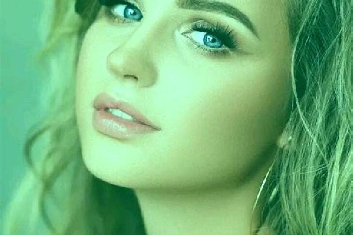 Emma, 36, a dark blonde blue-eyed european companion based in Cuajinicuilapa. Offering Tantra, Fetish, CIM. Available for incall and outcall, day and evening...