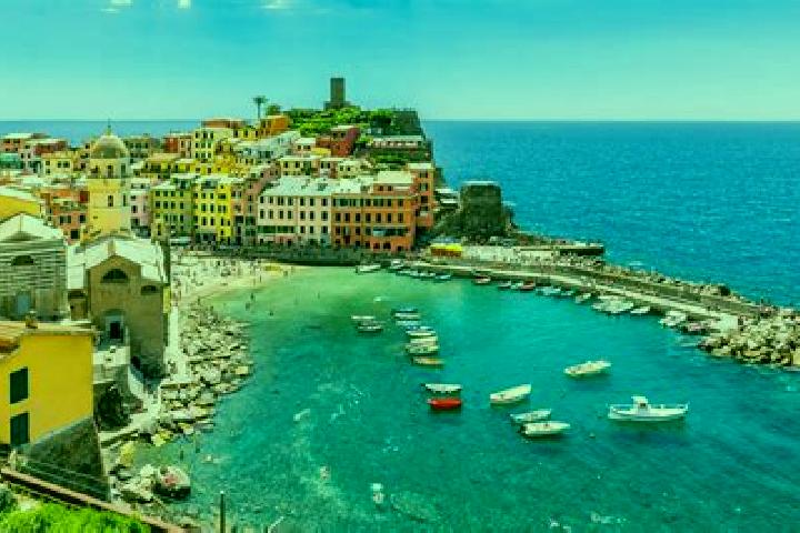 Emma, 36, a red blue-eyed latina companion based in Diano San Pietro. Offering CIM, Massage, Tantra. Available for incall and outcall, overnight bookings ava...