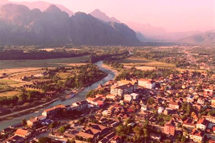 Emma, 36 — Escort in Ban Thakham, Laos