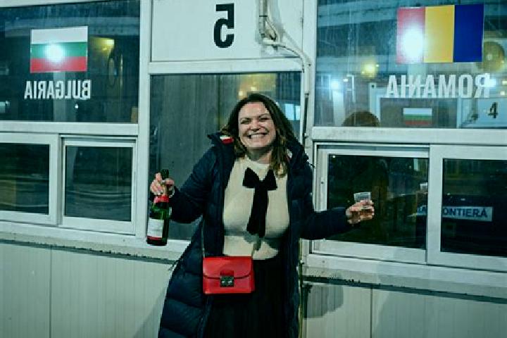 Emma, 36 — Escort in Ciresanu, Romania