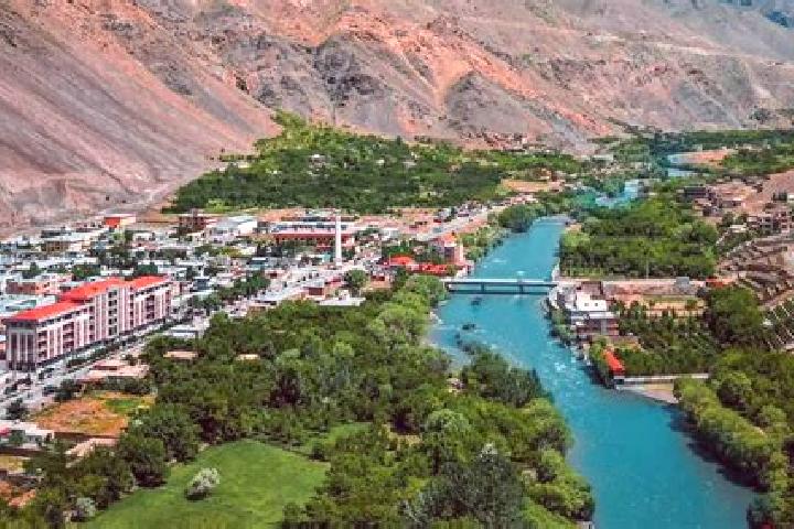 Emma, 36 — Escort in Nusay, Afghanistan