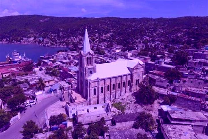 Emma, 36 — Escort in Saint-Marc, Haiti