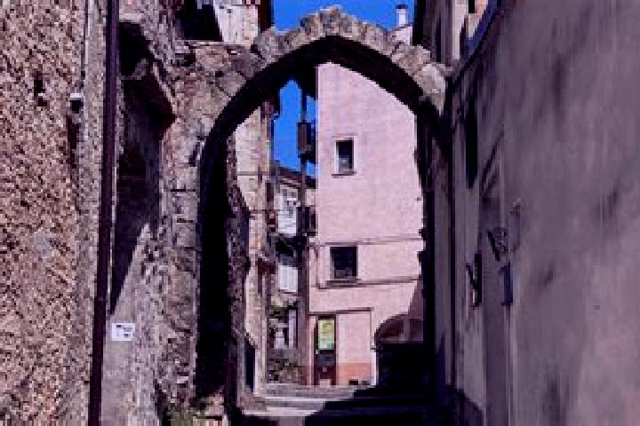 Emma, 36 — Escort in San Giovanni in Fiore, Italy