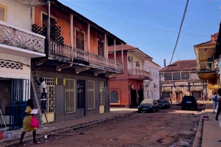 Emma, 36 — Escort in Tite, Guinea-Bissau