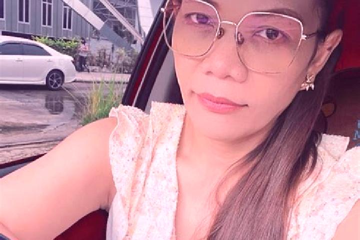 Emma, 36 — Escort in Wolfhausen, Switzerland