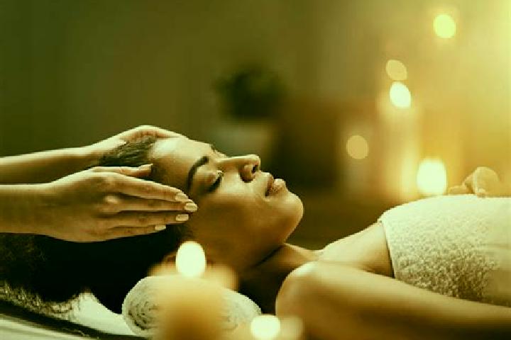 Emma, 37, a auburn blue-eyed ebony companion based in Marghita. Offering Deep French Kissing, Erotic Massage, A-Level, Massage, Overnight. Available for inca...