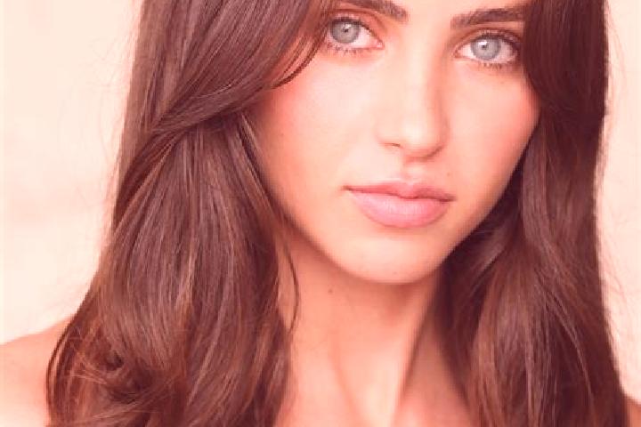 Emma, 37, a brunette blue-eyed latina companion based in Wickenrodt. Offering BDSM, A-Level. Available for incall and outcall, overnight bookings available.