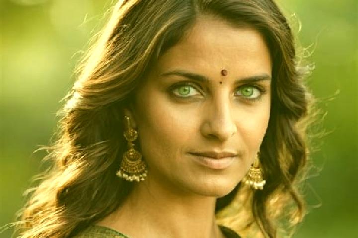 Emma, 37, a brunette green-eyed indian companion based in Wetherington. Offering Dinner Date, Girlfriend Experience, Tantra. Available for incall and outcall...