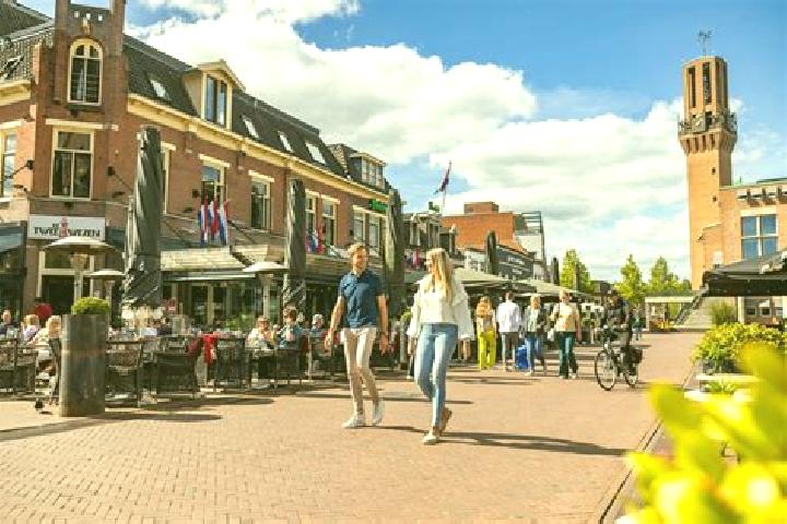Emma, 37 — Escort in Almelo, Netherlands