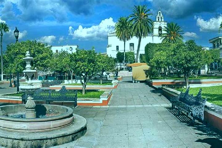 Emma, 37 — Escort in Calvillo, Mexico