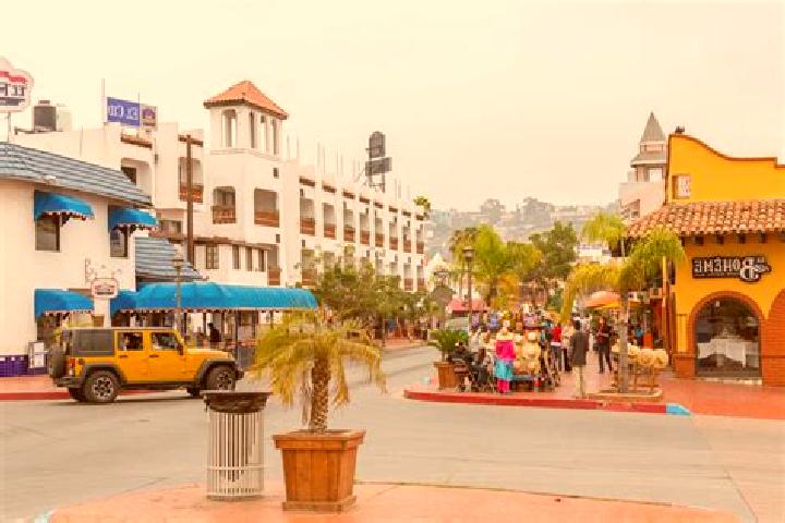 Emma, 37 — Escort in Ensenada, Mexico