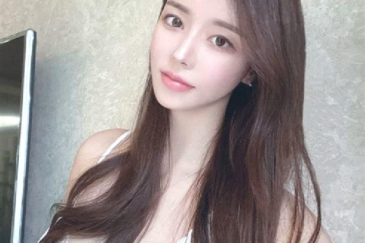 Emma, 37 — Escort in Hanjiashu, China