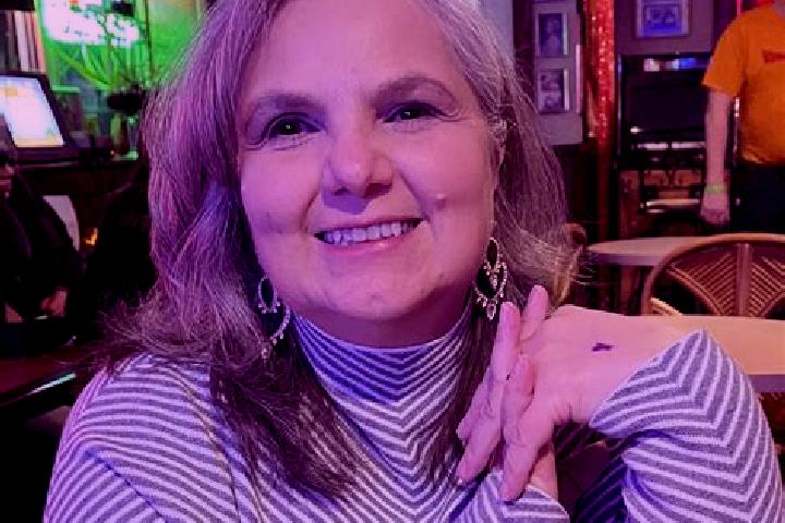 Emma, 37 — Escort in Hazleton, United States