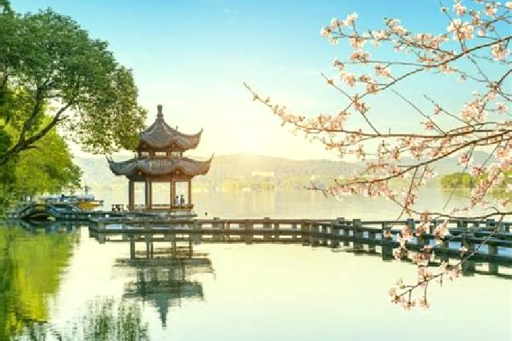 Emma, 37 — Escort in Kangyang, China