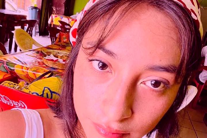 Emma, 37 — Escort in Magdalena Tlacotepec, Mexico